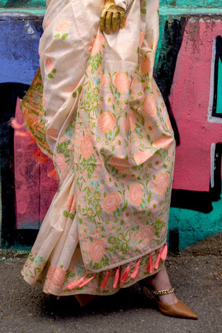 Beige Parsi Weaving - Handwoven Textured Silk Saree_Kumari Sarees