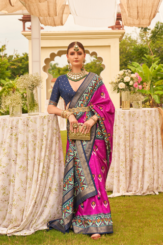 Dark Pink Banarasi Patola Silk Saree_Kumari Sarees