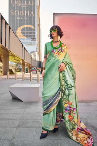Green Banarasi Patola Silk Saree_Kumari Sarees