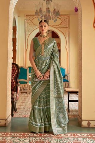 Green Banarasi Patola Silk Saree_Kumari Sarees