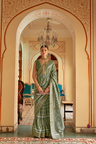 Green Banarasi Patola Silk Saree_Kumari Sarees