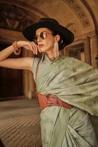 Green Pure Satin Handloon Weaving Saree_Kumari Sarees