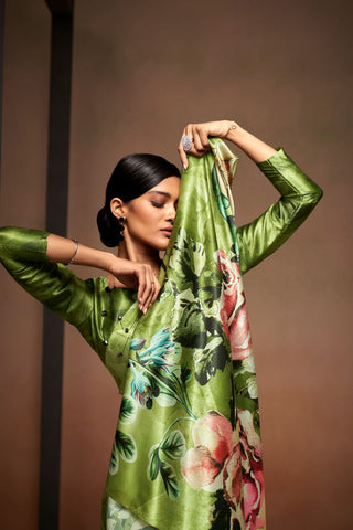 Green Satin Crepe Digital Print Saree_Kumari Sarees