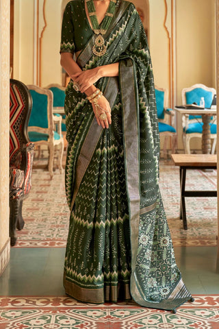 Green Banarasi Patola Silk Saree_Kumari Sarees