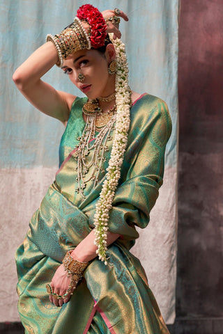 Green Two Tone Handweaving Silk Saree_Kumari Sarees