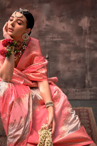 White & Peach Handloom Weaving Silk Saree_Kumari Sarees