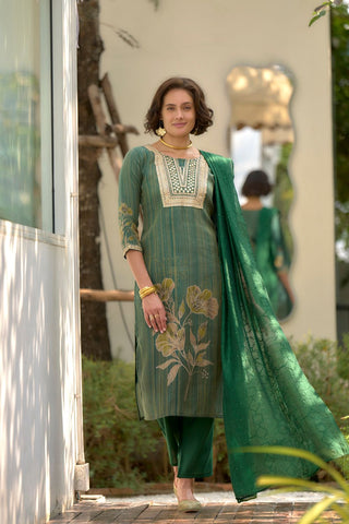 Green Tissue With Floral Print and Embroidery Kurta Set