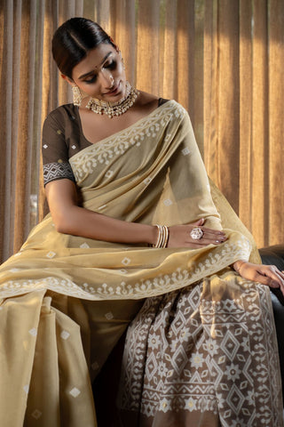 Beige Jamdani Mulmul Cotton Saree