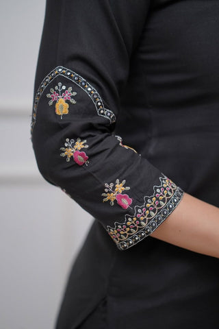 Black Viscose Chinon Embroidery Silk Kurta Set_Kumari Sarees