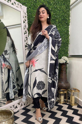 Black Viscose Reyon Embroidered Silk Kurta Set_Kumari Sarees