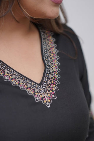Black Viscose Chinon Embroidery Silk Kurta Set_Kumari Sarees