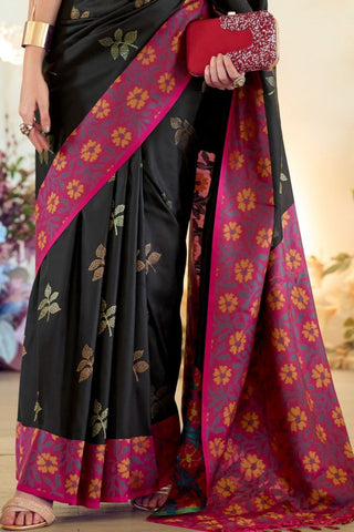 Black Soft Silk Ikkat Border Saree_Kumari Sarees