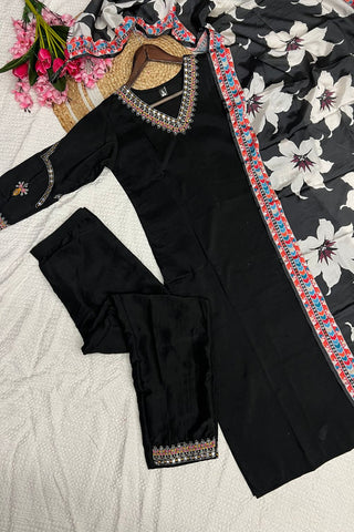 Black Viscose Chinon Embroidery Silk Kurta Set_Kumari Sarees