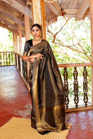 BLACK KANJEEVARAM HANDLOOM SILK SAREE 