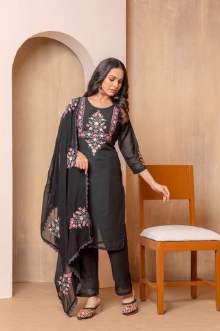 Black Georgette With Embroidery Work Kurta Set_Kumari Sarees