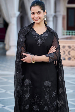 Black Georgette Embroidery Kurta Set_Kumari Sarees