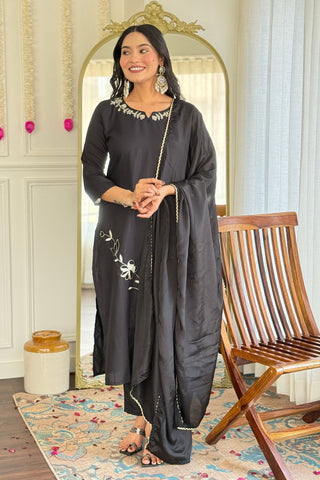 Black Viscose Reyon Chinon Embroidery Kurta Set_Kumari Sarees