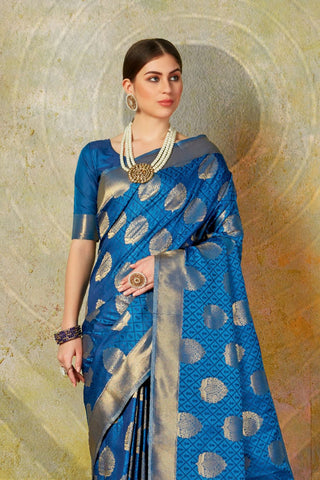 BLUE KANJEEVARAM HANDLOOM SILK SAREE WITH LEAF DESIGN