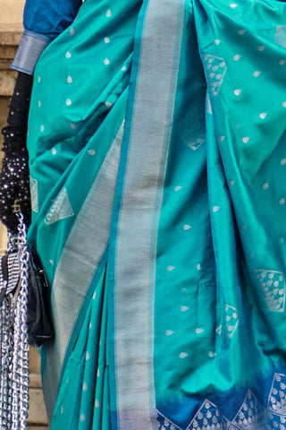 BLUE HANDLOOM WEAVING SILK SAREE