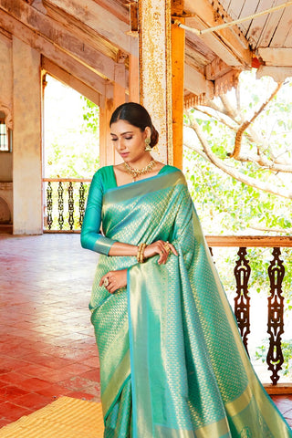 Green Handloom Weaving Saree