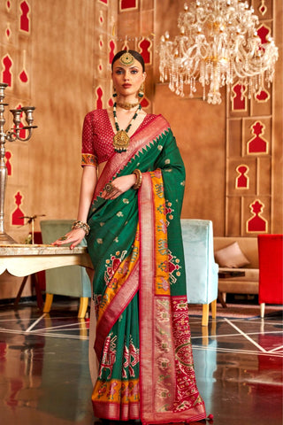 Green Patola Silk Saree With Sambalpuri Pallu_Kumari Sarees