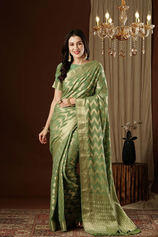 Green Georgette Silk Saree_Kumari Sarees
