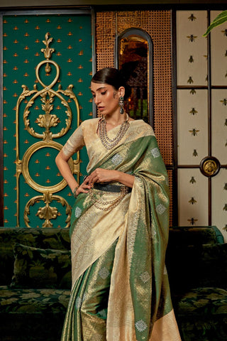 GREEN ZARI BASE HANDLOOM WEAVING SILK SAREE