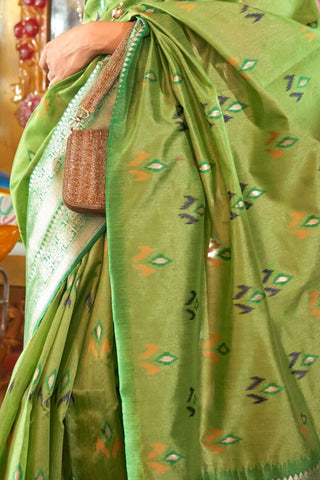 GREEN HANDLOOM WEAVING SILK SAREE