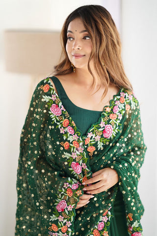 Green Soft Georgette Saree_Kumari Sarees