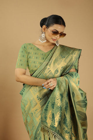 Green Banarasi Silk Saree_Kumari Sarees