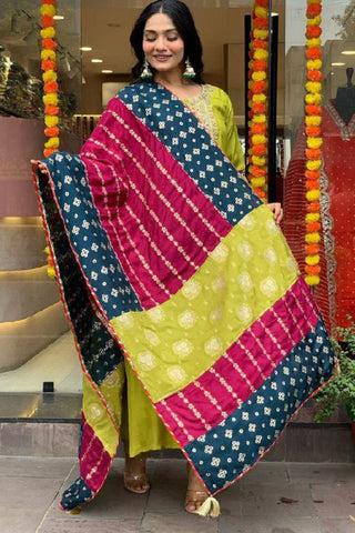 Green Viscose Chanderi Jacquard Embroidery Kurta Set_Kumari Sarees
