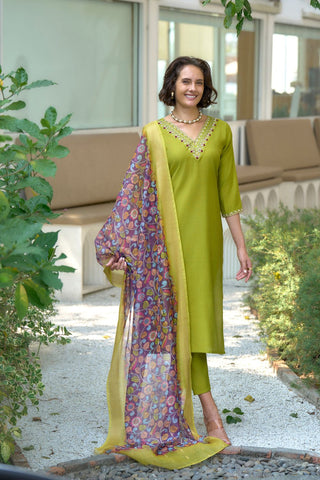 Green Chanderi Butti With Embroidery Kurta Set_Kumari Sarees