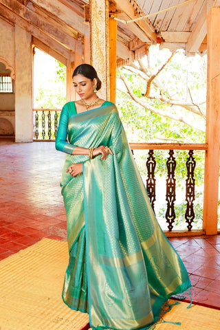 Green Handloom Weaving Saree