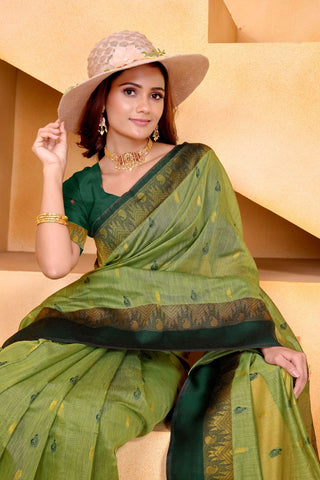 Green Pure Handloom Cotton With Gold Zari Silk Saree_Kumari Sarees