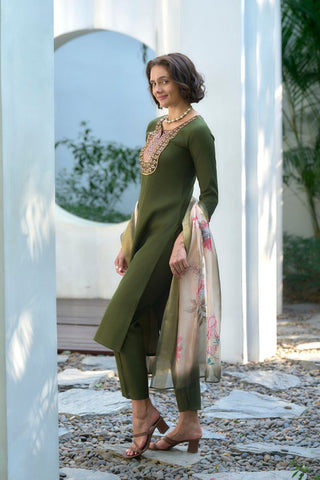 Green Organza Butti With Embroidery Kurta Set_Kumari Sarees