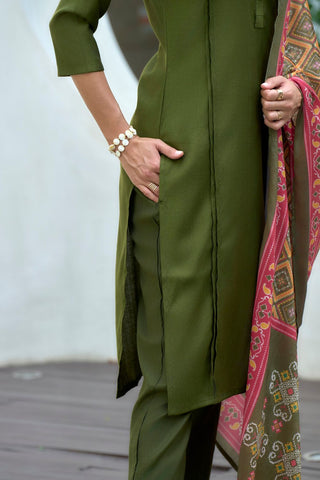Green Vatican With Embroidery Kurta Set