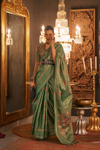 Green Zari Base Handloom Weaving Silk Saree