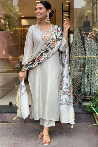 Grey Viscose Chanderi Embroidery Kurta Set_Kumari Sarees