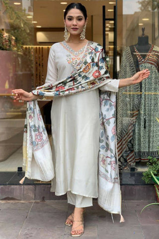 Grey Viscose Chanderi Embroidery Kurta Set_Kumari Sarees