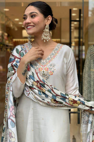 Grey Viscose Chanderi Embroidery Kurta Set_Kumari Sarees