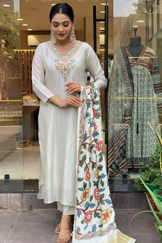 Grey Viscose Chanderi Embroidery Kurta Set_Kumari Sarees