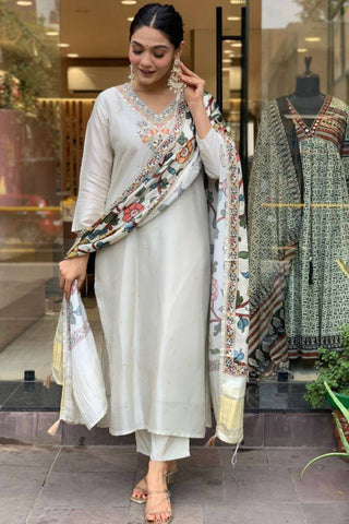 Grey Viscose Chanderi Embroidery Kurta Set_Kumari Sarees