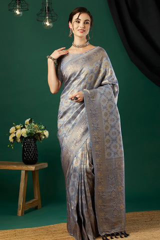 Grey And Gold-Toned Kanjeevaram Saree_Kumari Sarees