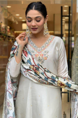 Grey Viscose Chanderi Embroidery Kurta Set_Kumari Sarees