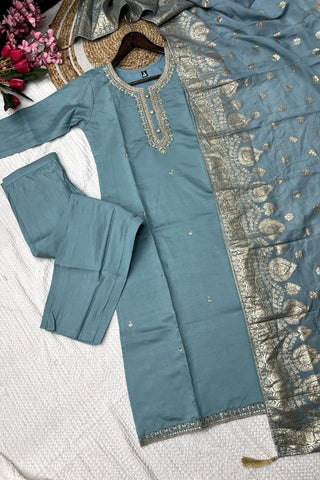 Grey Viscose Chanderi With Embroidered Kurta Set_Kumari Sarees