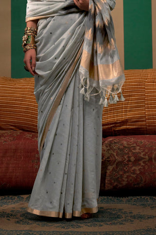 Grey Spun Handloom Weaving Silk Saree