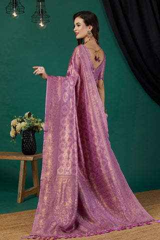 Lavender And Gold-Toned Kanjeevaram Saree_Kumari Sarees