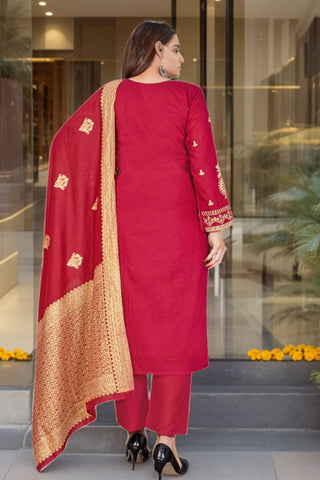 Maroon Georgette Weightless Degital Printed Kurti Pant With Dupatta_Kumari Sarees