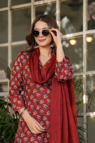 Maroon Pure Cotton Silk Kota Chex Embroidery Kura Set