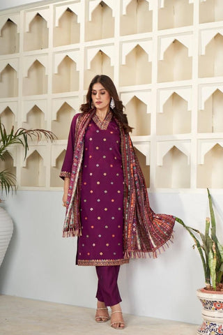Maroon Viscose Chanderi Chinon Embroidery_Kumari Sarees